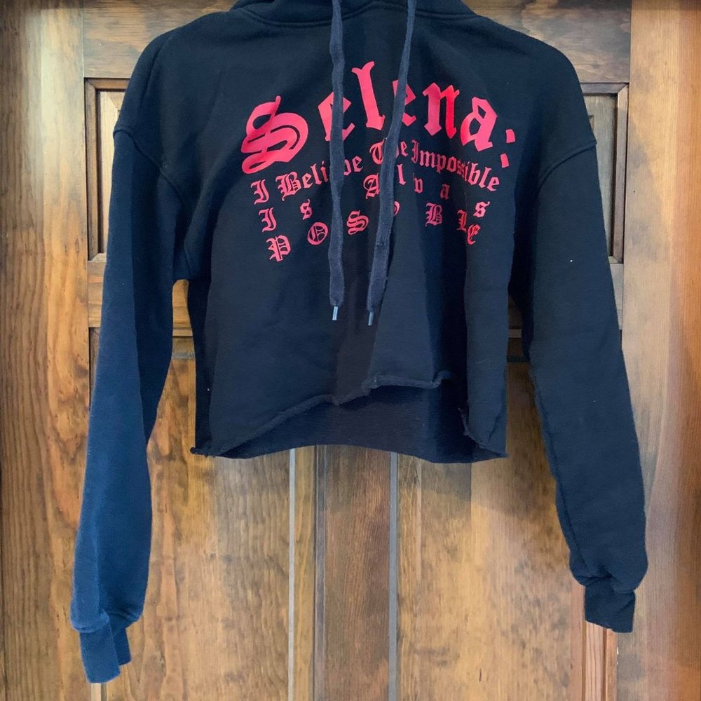 Selena Cropped Hoodie